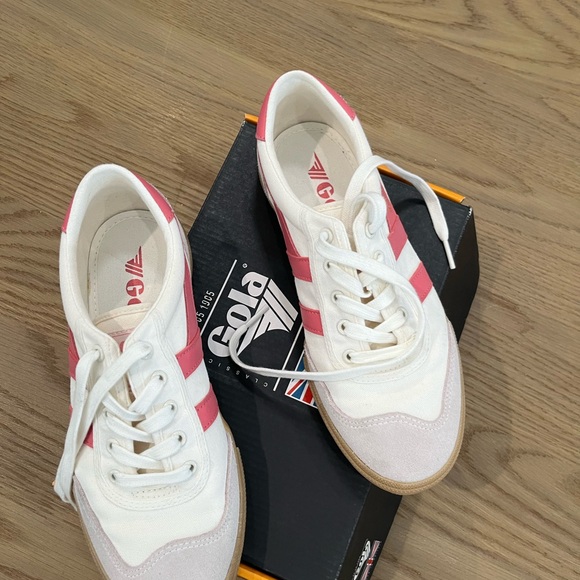 Gola Women's Pink and Cream Sneakers - Picture 2 of 5